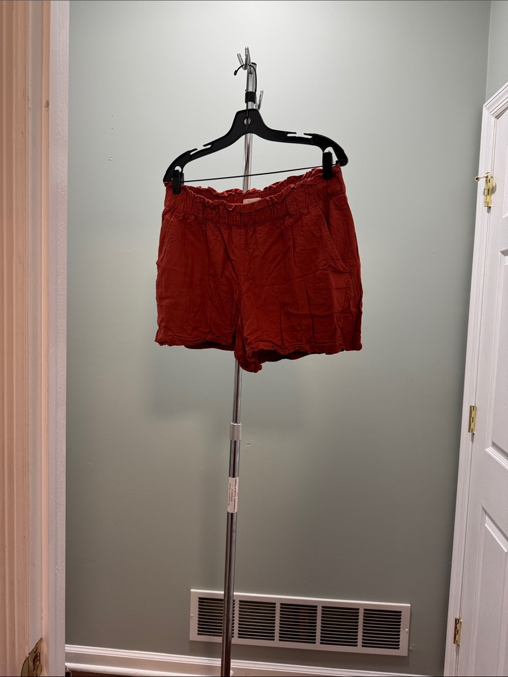 LOFT Women's Rust Red Elastic-Waist Casual Shorts